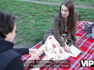 VIP4K. Livia Venom know how to Entice a dude
