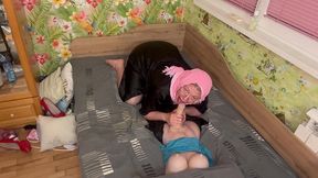 queen in hijab foot fetish, blowjob and hanjob to tranny
