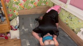 queen in hijab foot fetish, blowjob and hanjob to tranny