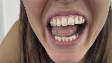I Love a Good Mouthful. Mouth Eating Fetish 2