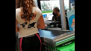 slut grocery store in leggins