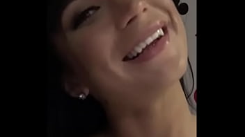 Sex date with French girl huge boobs Valentina Ricci - MySexMobile