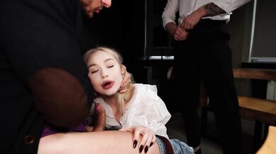 Only winner gets all my holes or no? Threesome rough sex double penetration facefuck deepthroat