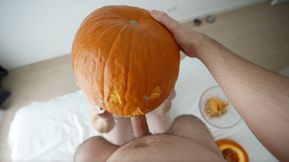 stepsister didn&#039;t expect the Halloween pumpkin game to go wrong