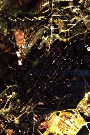 He Licks His Girlfriend's Pussy Hardcore and Fucks Her to Orgasm