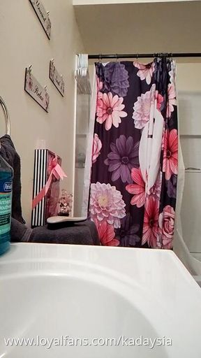 Want a peak? 😘