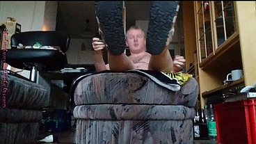 Volles Kondom und Birkenstocks ** SPERMA Fun 1 **