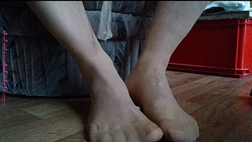 Volles Kondom und Birkenstocks ** SPERMA Fun 1 **