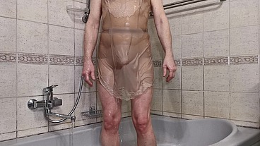 Influence of wet GERBE pantyhose to a simple desire to take a shower