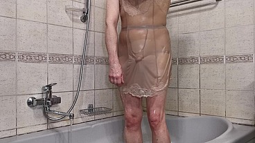 Influence of wet GERBE pantyhose to a simple desire to take a shower