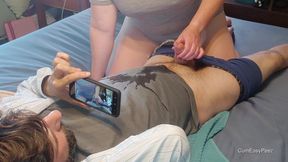 MILF Gives an Awesome Handjob and Some Great Piss Play!