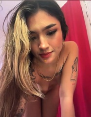 Latina shows ass cam show