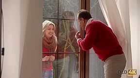 Conquering And Ellen - Czech Clip With Ellen Jess