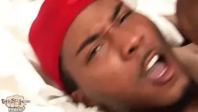 Apple Bottom Dreams: Thugboy Devours Huge Black Cock – Intense BJ Scene 18+