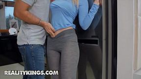 Roxy Risingstar - Watch full scene at http://RKFULL com