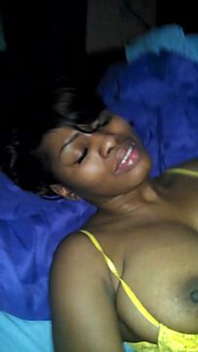 Homemade Ebony Pussy Pounded in Sunny Yellow