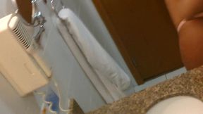 sexy amateur tgirl felipa lins selfie video being sexy on the mirro with small camera