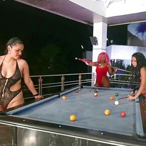 We Play Billiards and Then Suck Pussy on the Table Ggmansion