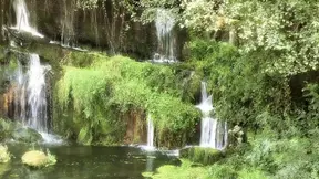 Dominating whore gets a facial