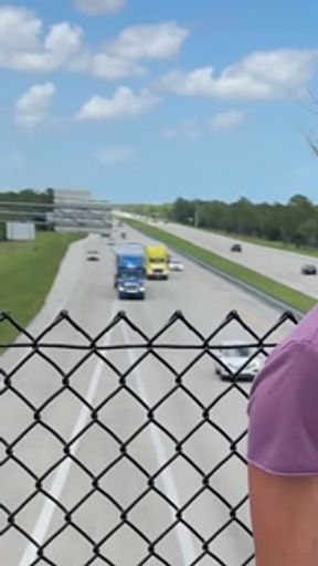 Truckers love my Pose!