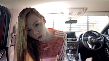 Slutty Teen Seduces Stranger for Sex in Car - PUBLIC (Full)