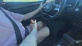 Young twinks stopped the car to have a blowjob