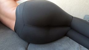 Fast Cum in Leggins This Morning