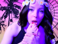 Lovely Amateur teen brunette masturbating outdoor