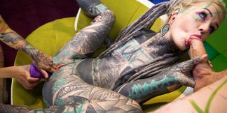 Alt Babe Threesome with Anal, Gaping, Prolapse