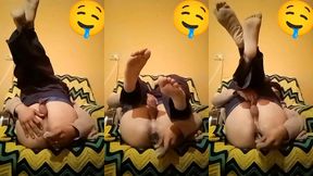 dana871 parte 1 abriendse el culo como una puta patas arriba asta correrse