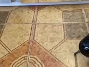 Godo con un vibratore nella figa mi mastrubo allo specchio