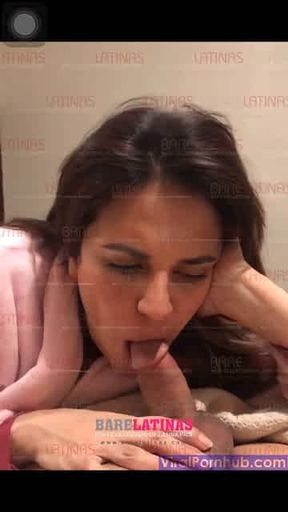 La puta de Nancy mamando