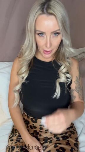 SNIFF MY CUM PANTIES