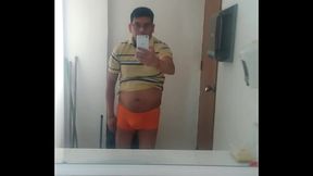 Masturbando muy rico en el ba&ntilde_o de mi trabajo 2