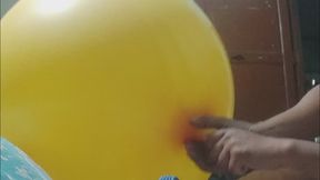Sad balloon Play