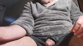 A Pleasant Wank on a Sunny Winter Sunday!