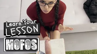 Andreina DeLuxe has Jordi study her tits and ass instead of exams