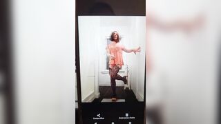 dancing bee