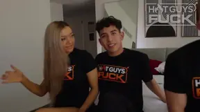 28yo Handsome Model Fucks Horny MILF