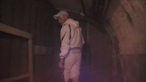 une queue enormle d un pote deguise en fantomesfunnys extape avec un ptoe qui...
