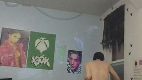 ROUTINE AFTER SHOWER SPEND TIME WITH ME ^_^ I PUT ON MY BODY SPRAYS AND DECIDE WHAT TO WEAR