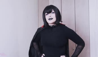 SweetDarling's Sizzling Mavis Dracula Cosplay POV Creampie