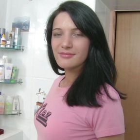 Dark haired German teen gets her warm reward direct in her mouth