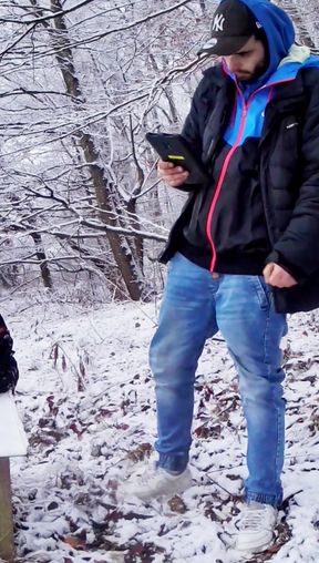 Masturbate in Outdoor in Winter