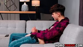 Gay boy fucked by pornstar stepbrother | Kyle Wyncrest &amp_ Zayne Bright
