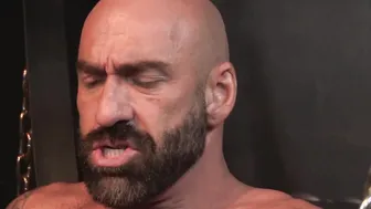 Hairy jock Michael Roman deepthroats Drew Sebastian and takes mouthful of cum