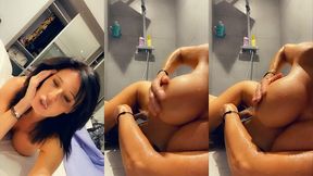 douchevideo tres sex sous la douche