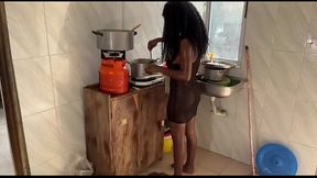 PUSSY SQUIRT IN THE KITCHEN
