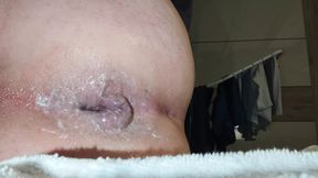 Stretch my hole a little bit