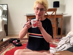 Chubby blonde brianna solo masturbation